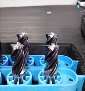 Cuchillas y cuchillos